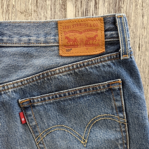 Levi's 501 Jean Shorts Size 29 - Picture 6 of 8